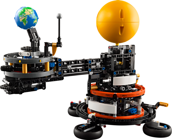 LEGO® 42179 Planet Earth and Moon in Orbit